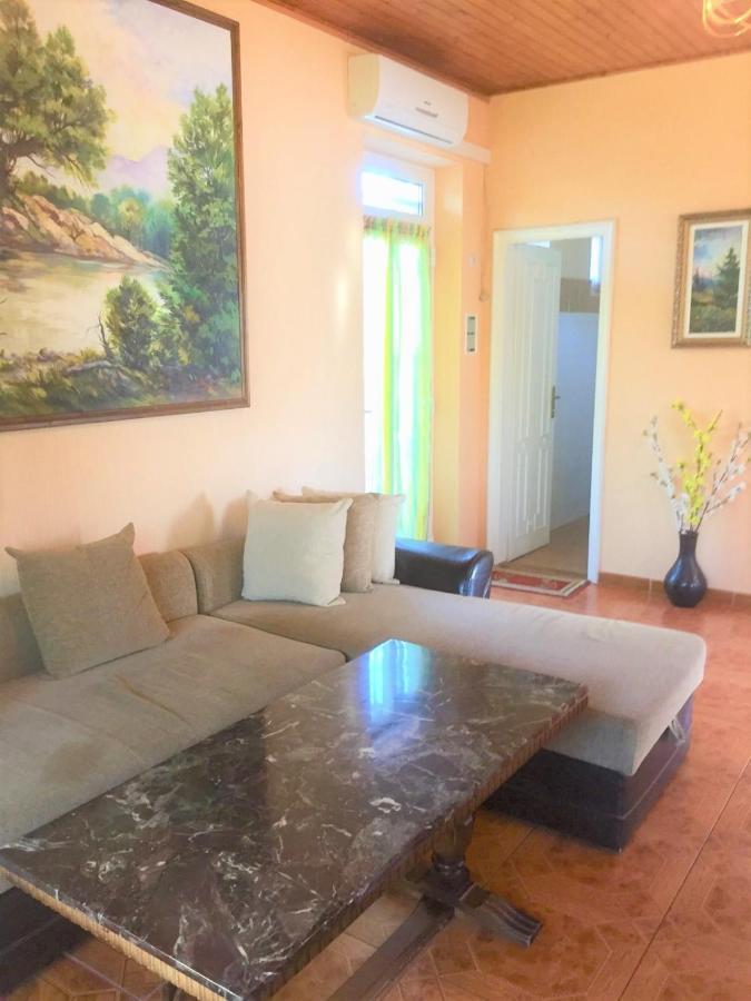 Big Apartman Hajdúszoboszló Exterior foto
